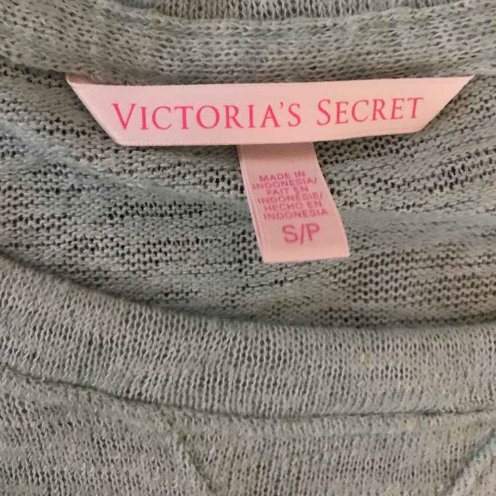 Victoria Secret - Picture 3 of 4