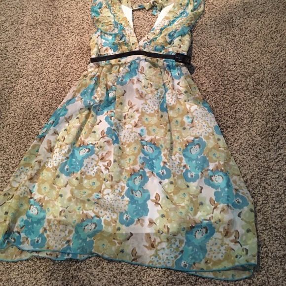 Summer dress - Picture 1 of 3