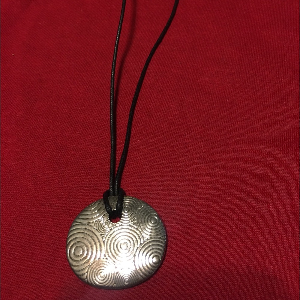 Beautiful Lia Sophia reversible necklace new!