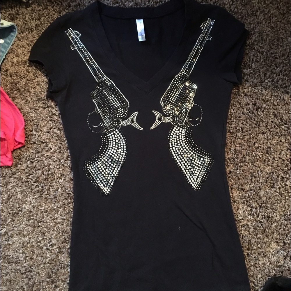 Gun shirt