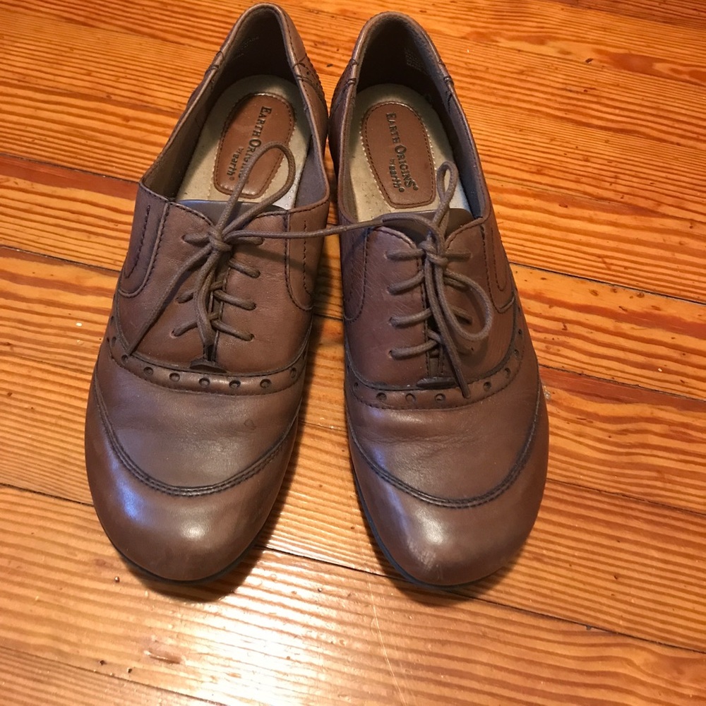 Earth Origins heeled oxfords