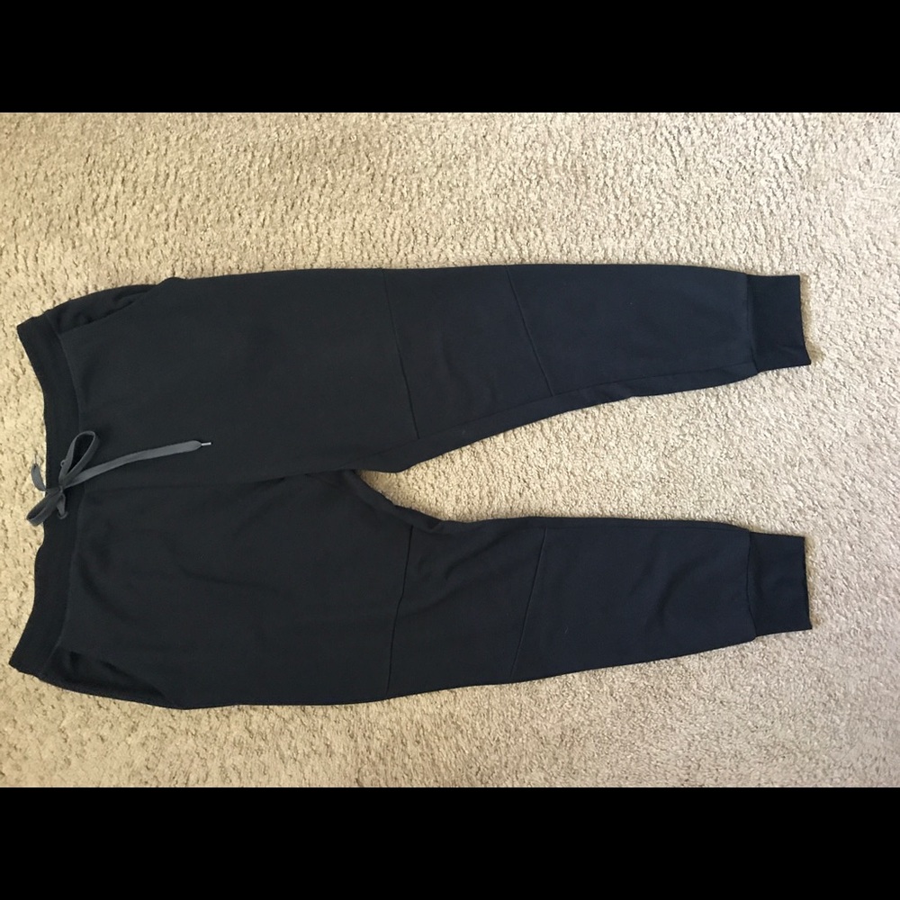 American Eagle joggers