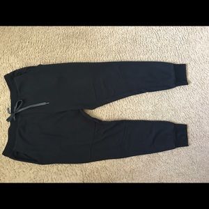 American Eagle joggers
