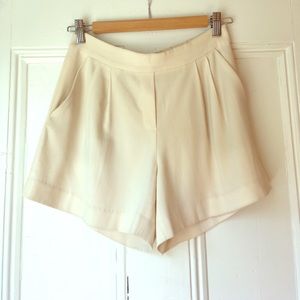 Babaton for Aritzia Alvin Shorts