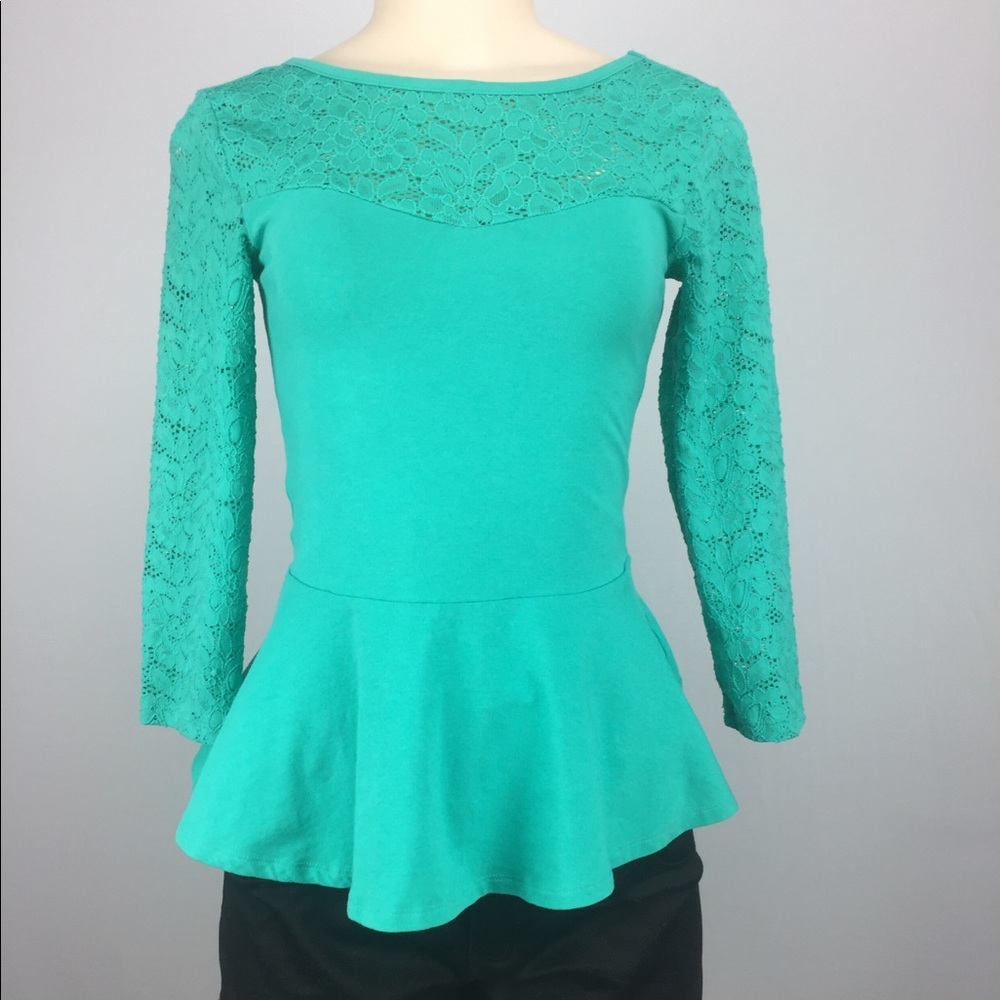 ⭐️Express Peplum Top