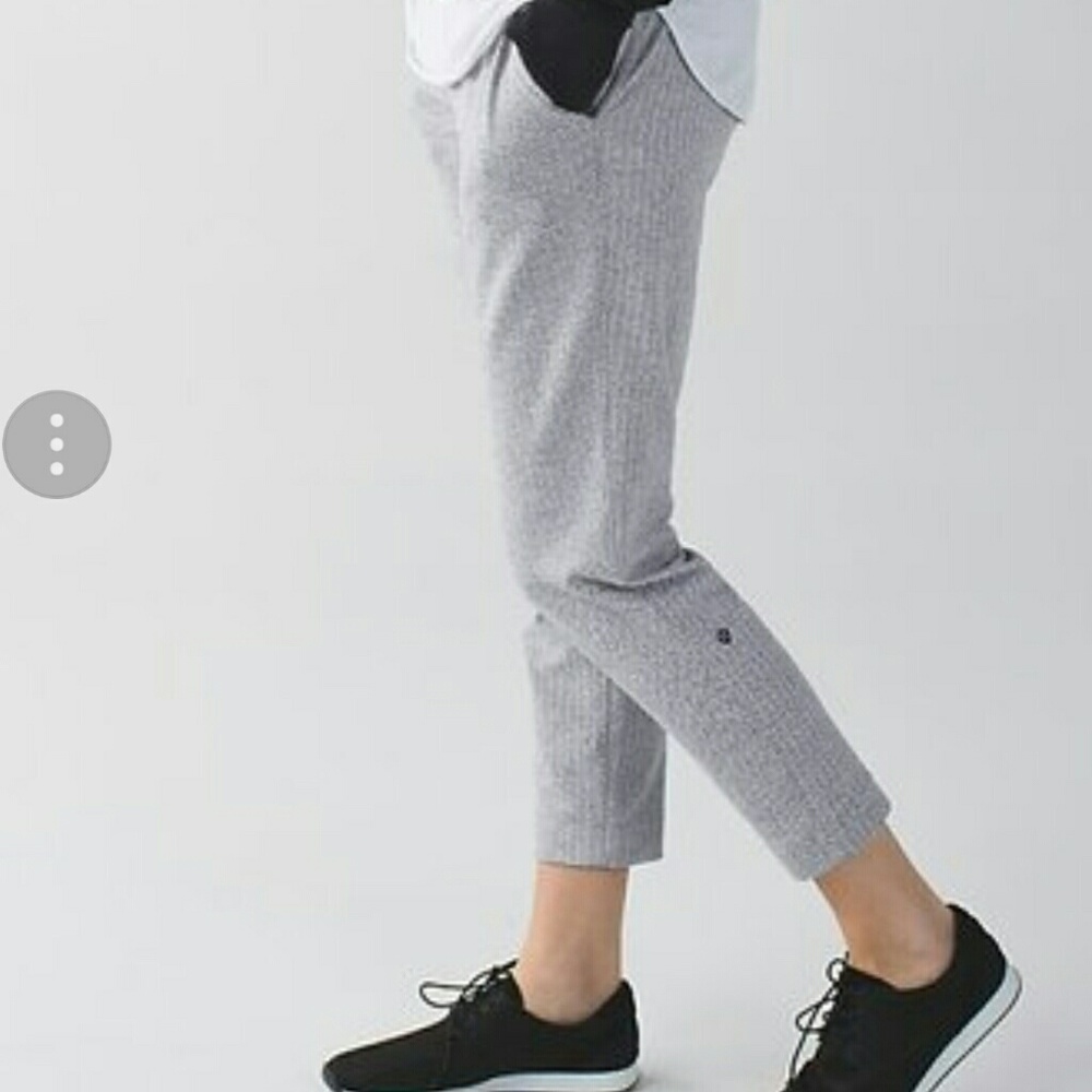 Lululemon  jet crop slim