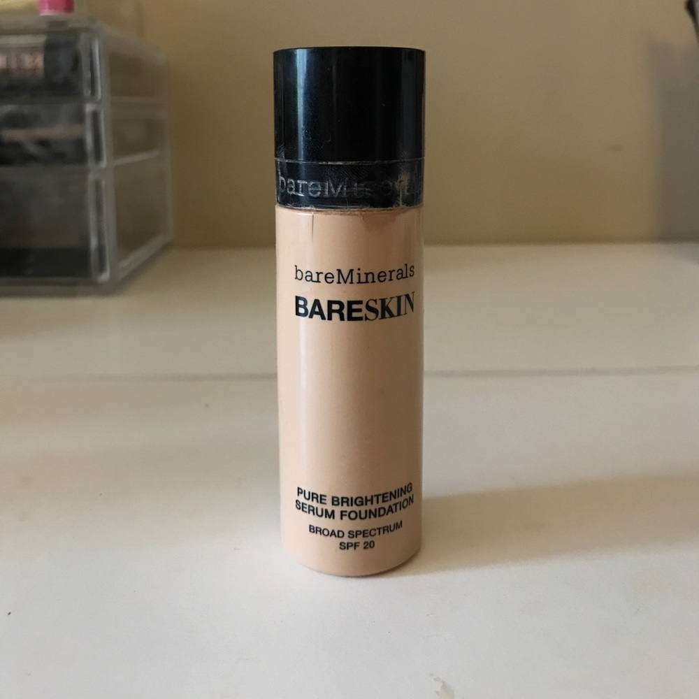 bareMinerals Pure Brightening Serum Foundation