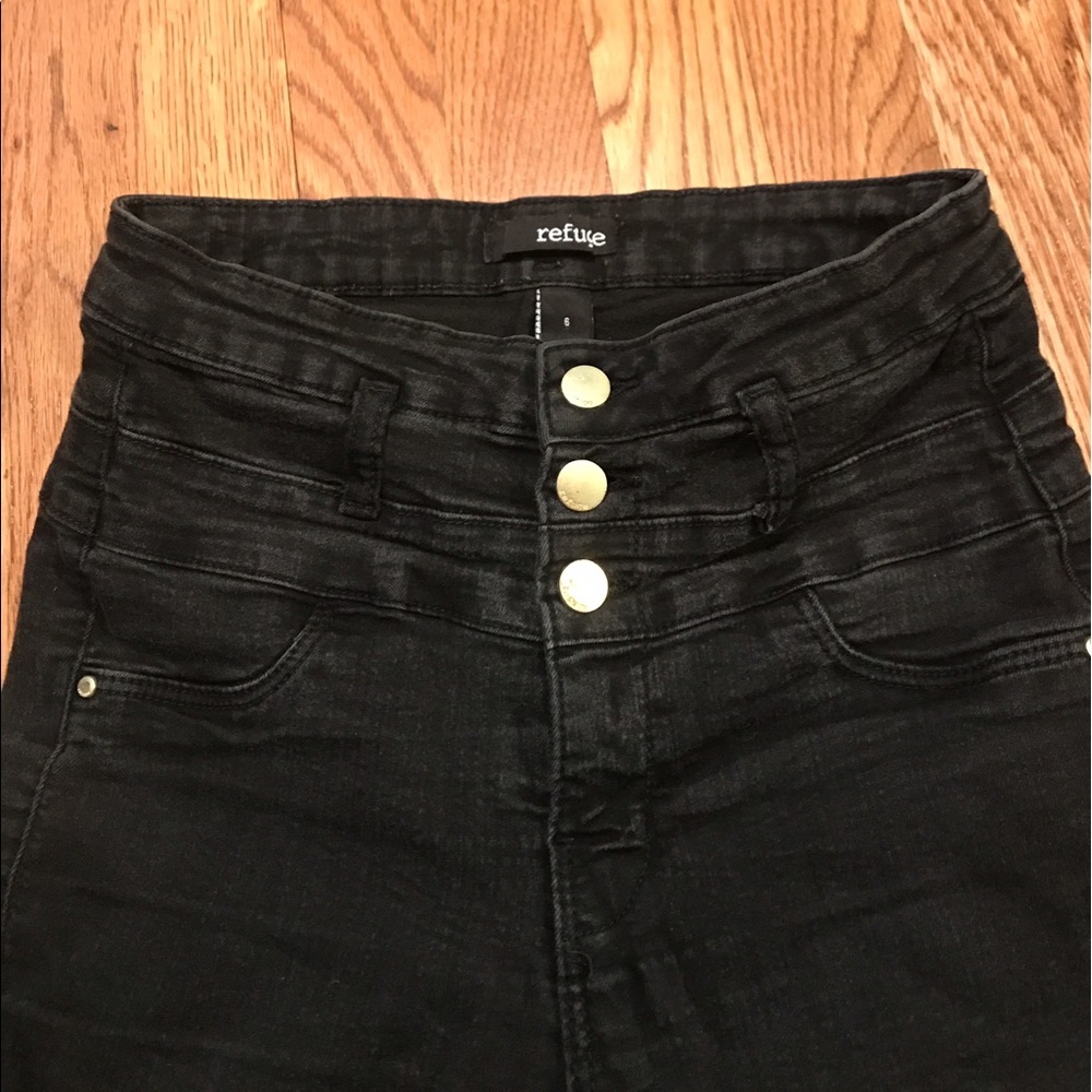 Black High Waisted Jeans
