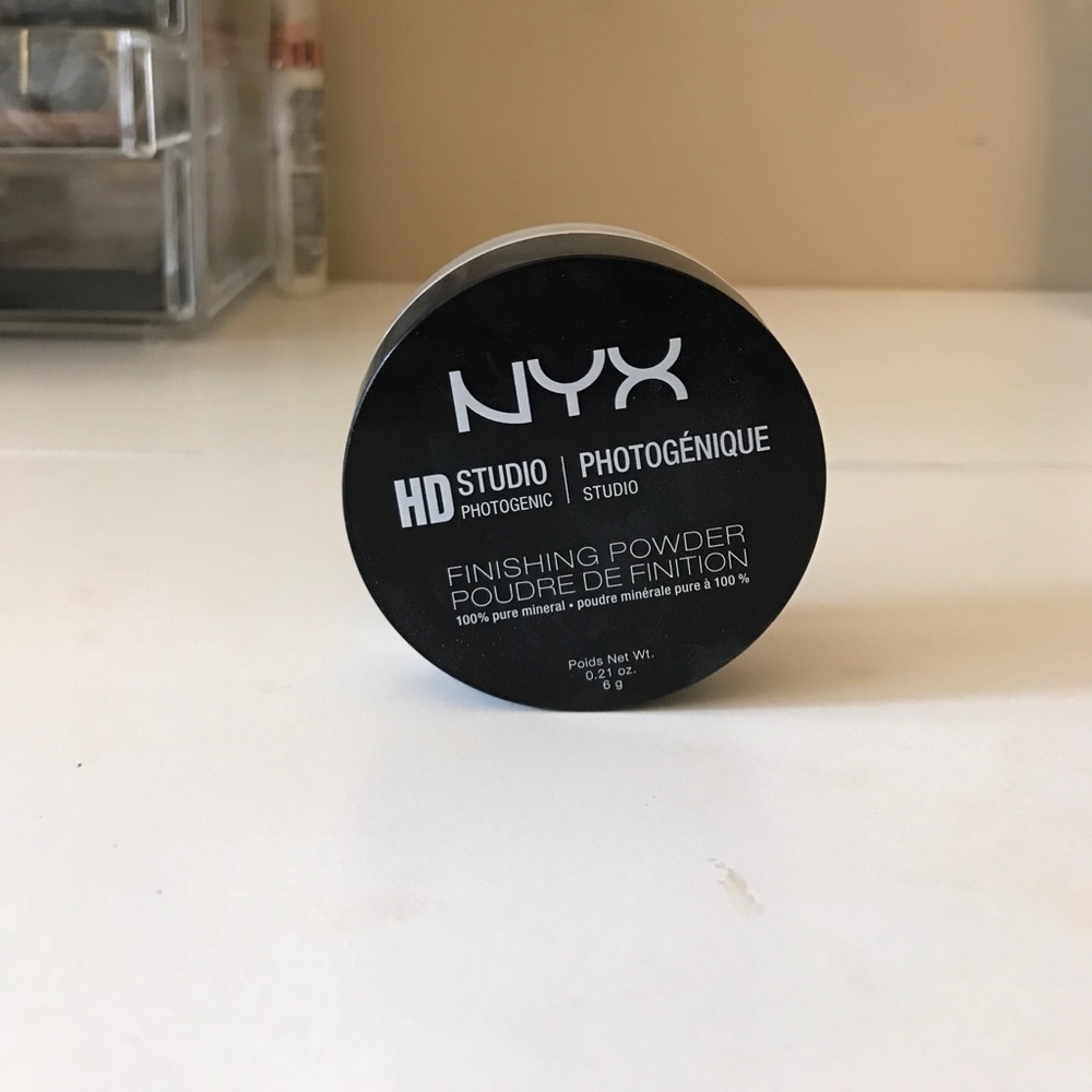 NYX HD Studio Finishing Powder