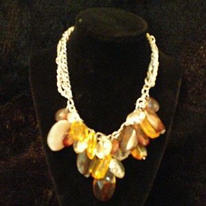 Necklace and earrings set