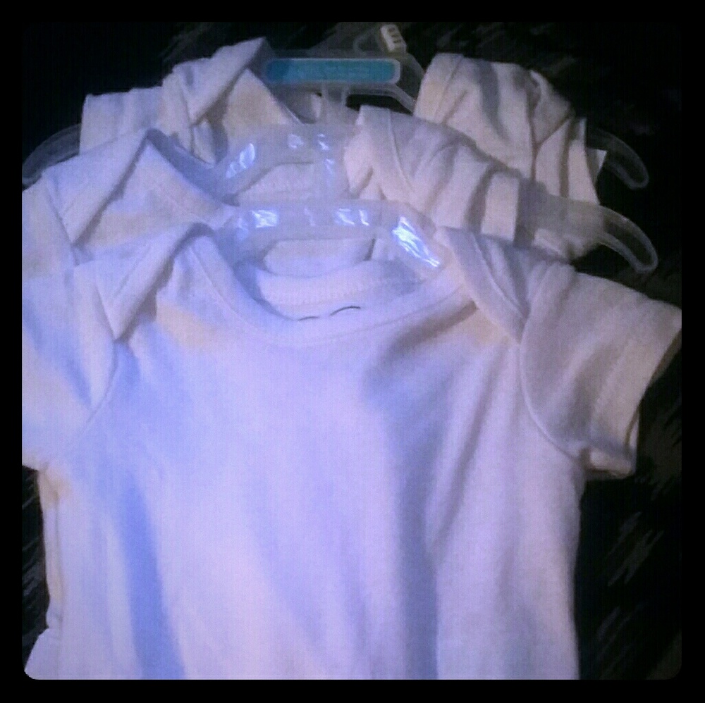 BRAND NEW H&M NEWBORN ONSIES