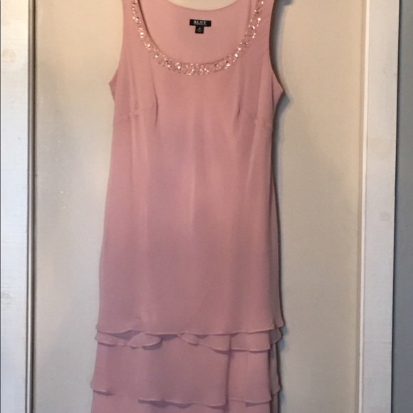 Dress - Picture 2 of 3