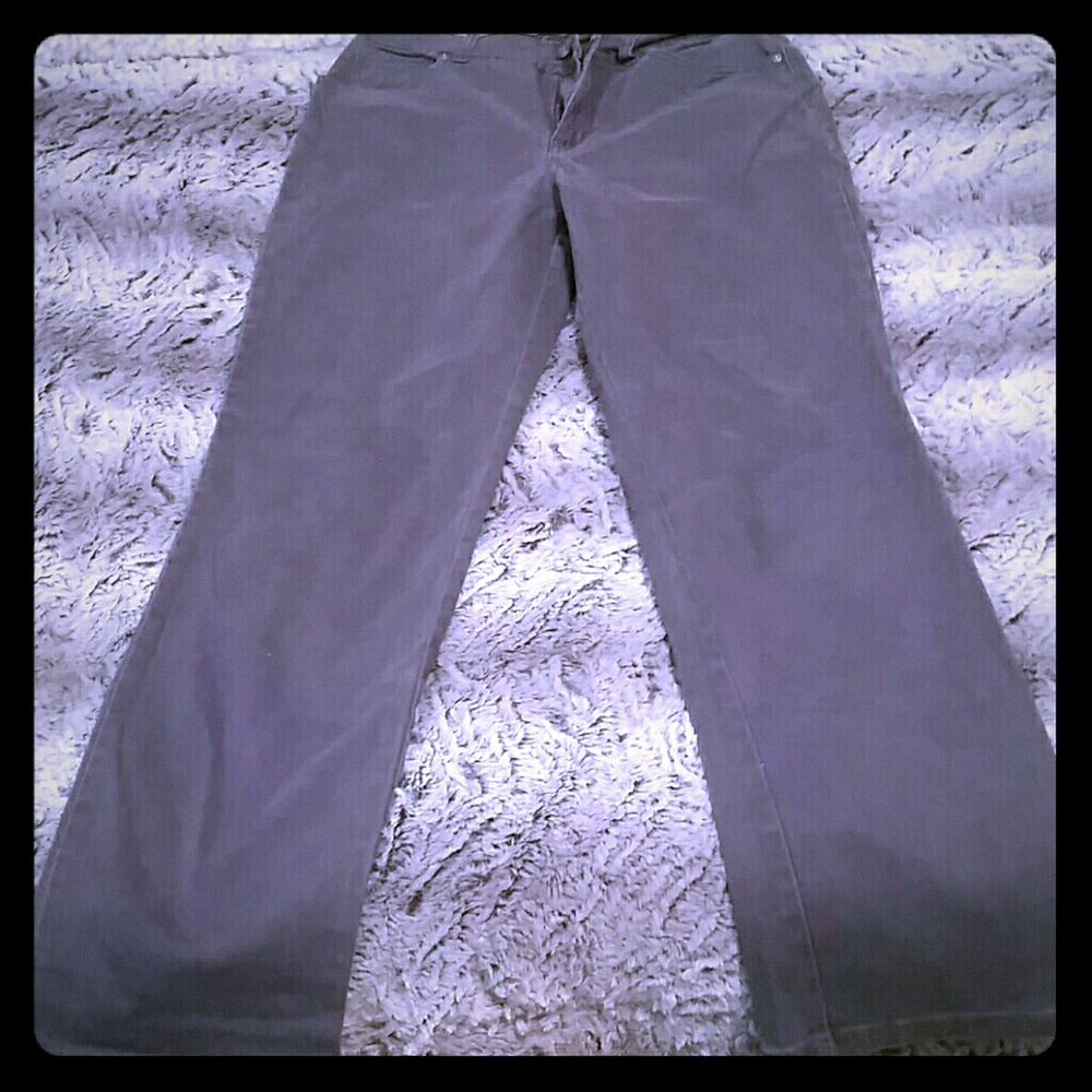 Gray Gloria Vanderbilt jeans