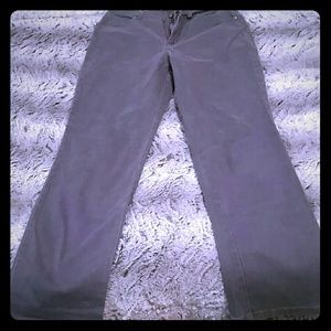 Gray Gloria Vanderbilt jeans
