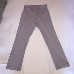 Lululemon Wunder Under Crop (Hi-Rise) - Size 6