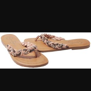 Jessica Simpson Jaqcui Flip Flops 👡