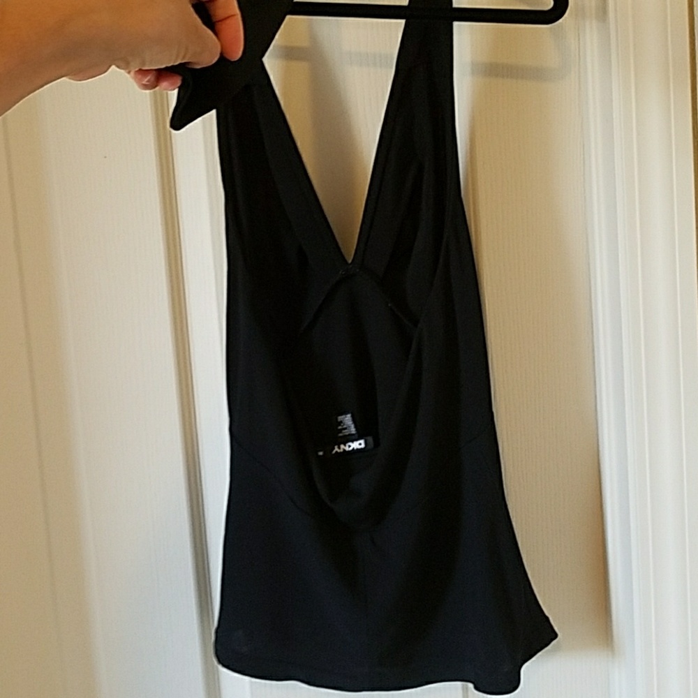 Sexy vintage DKNY backless black halter top. Sz M