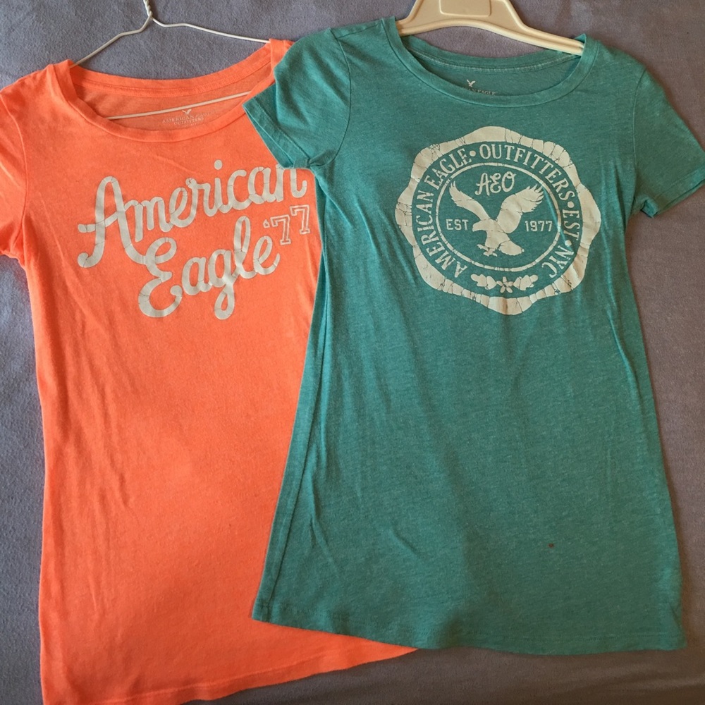 Set of 2 American Eagle t shirts