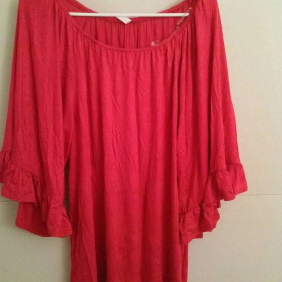 HOST PICK!! Made in USA Beautiful Top bell sleeves - Picture 4 of 4