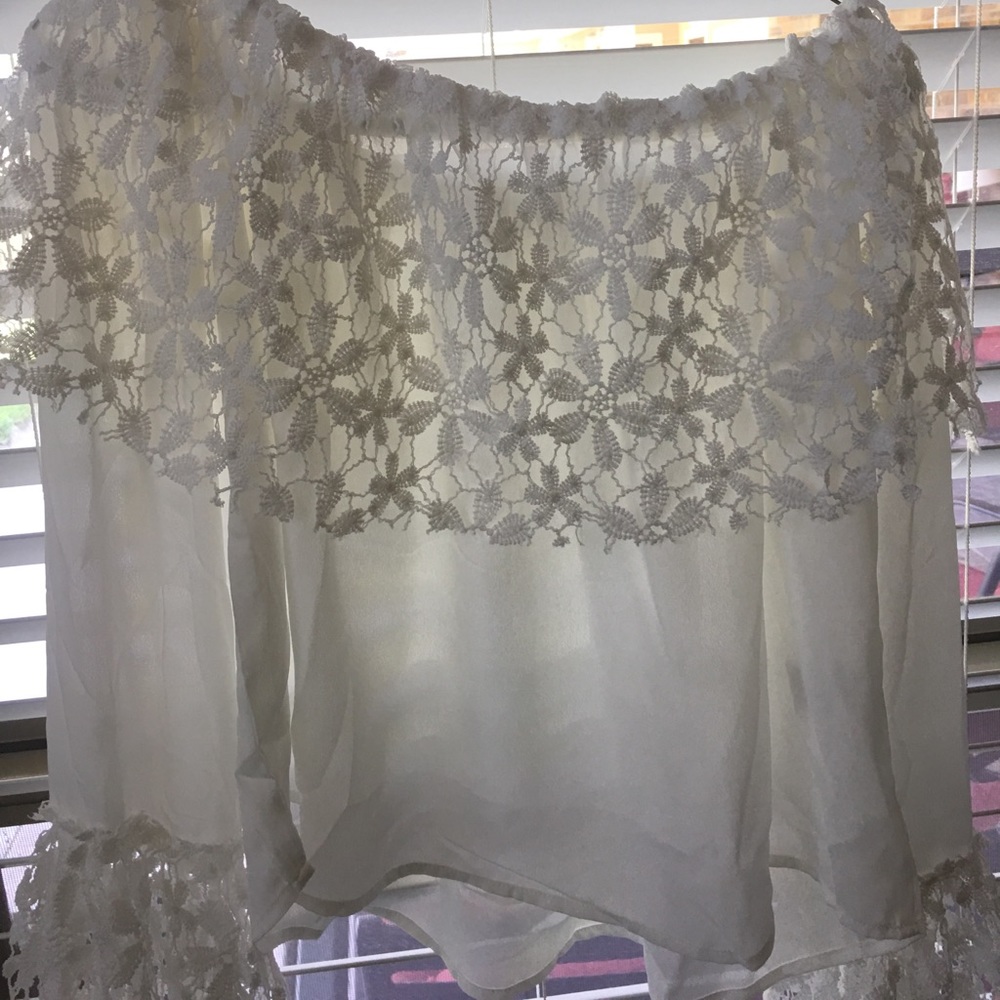 LOVE X HARMONY Off the Shoulder Lace Top