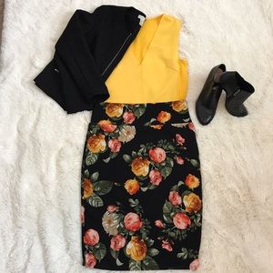 LulaRoe Floral Cassie