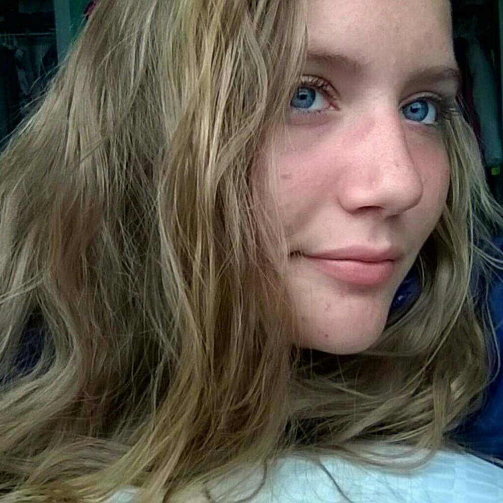 Meet your Posher, Kaya