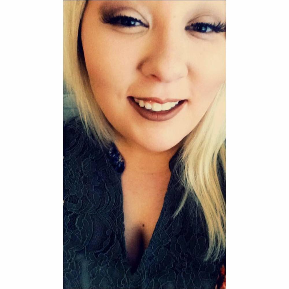 Meet your Posher, Kelly