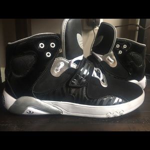 Adidas Sneakers (Women's size 9)