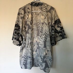 Oversized Kimono Style