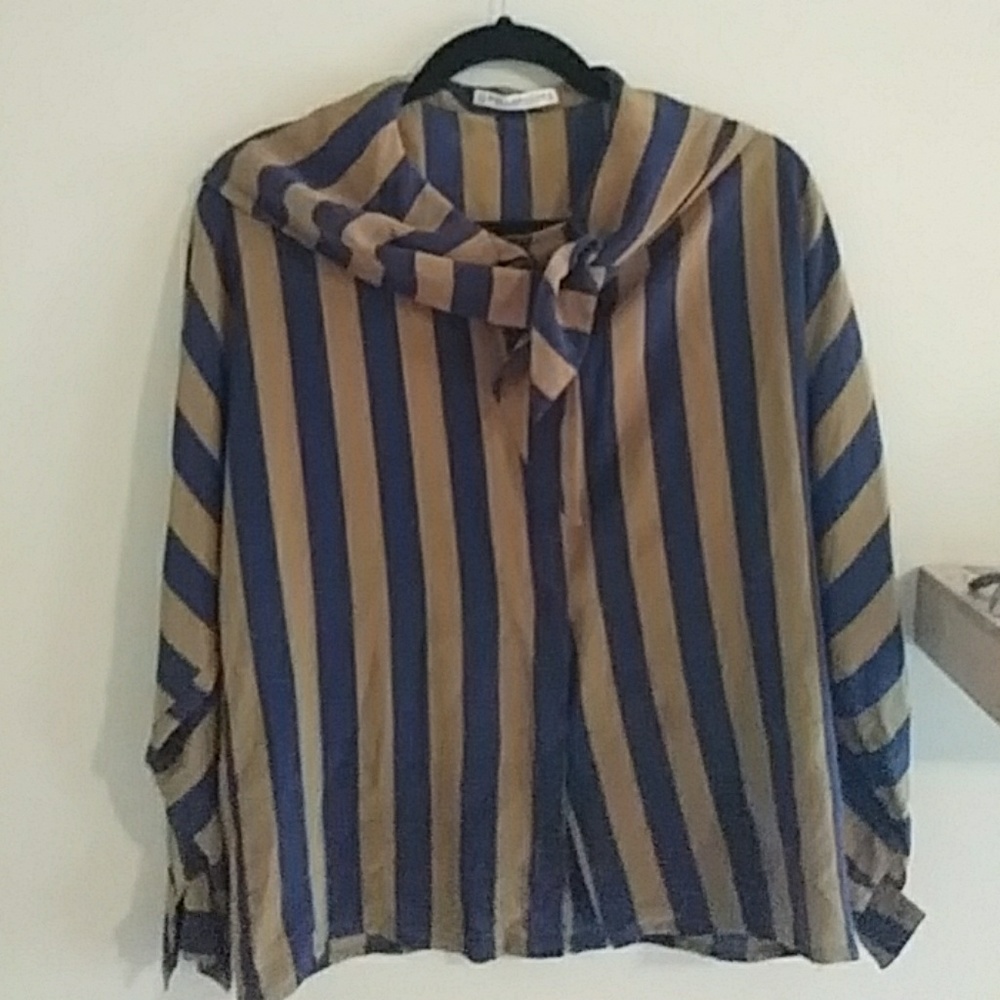 Guy Laroche button up silk blouse