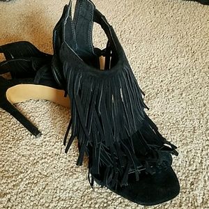 WORN ONCE Steve Madden black velvet fringe heels