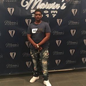 Meet your Posher, Harrell