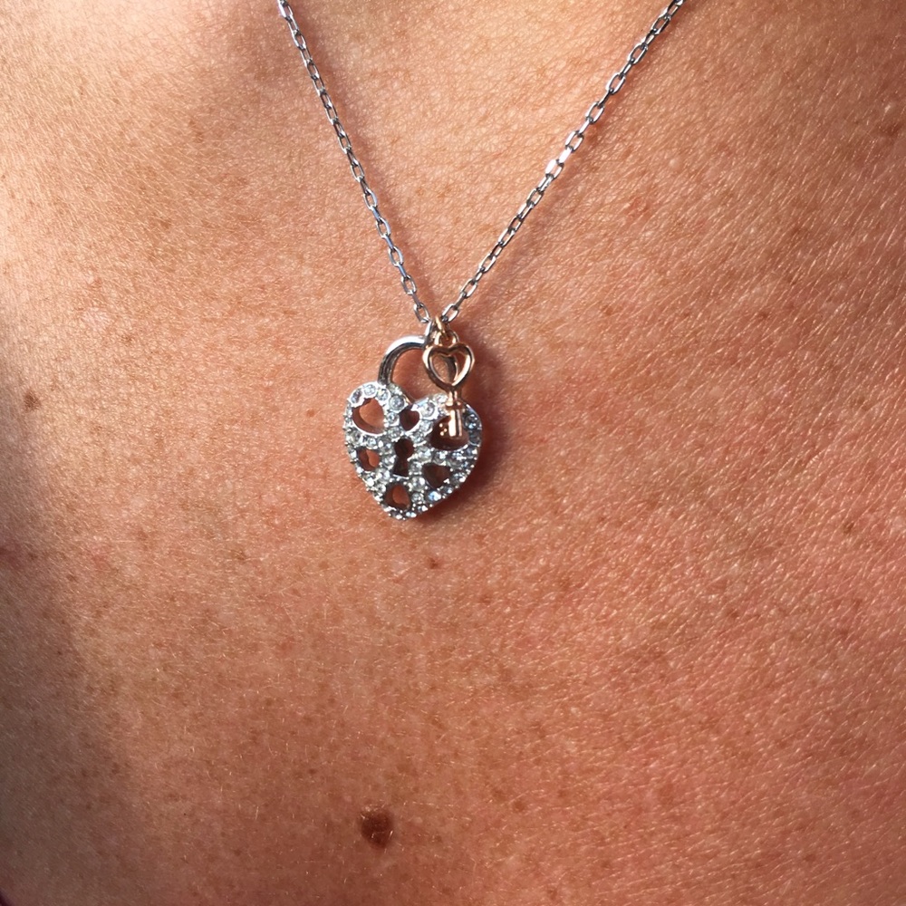 ***SOLD***Swarovski Pendant Necklace - Picture 4 of 4