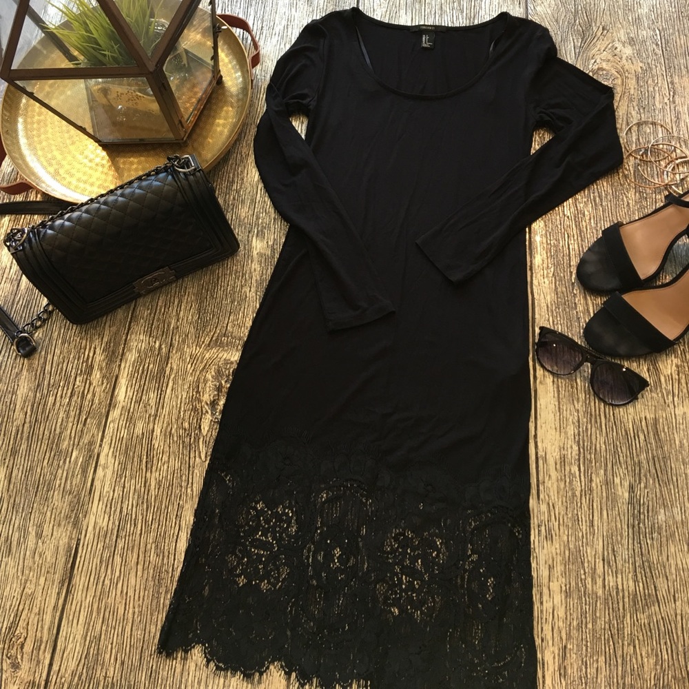 NWOT 🔥Midi Bodycon Laced Peek-through Chic Dress