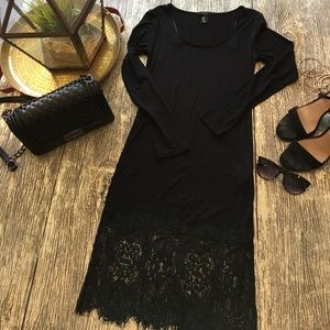 NWOT 🔥Midi Bodycon Laced Peek-through Chic Dress