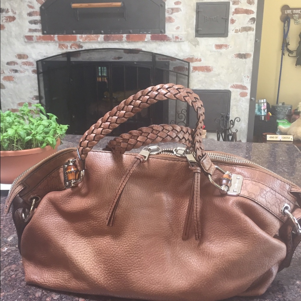 Gucci authentic purse