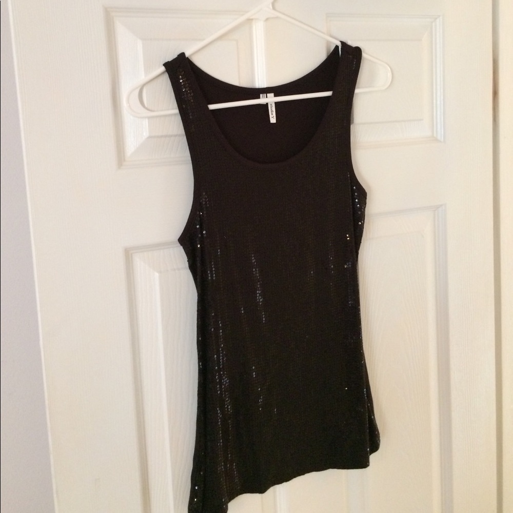 Studio Y sparkly tank, plain back.