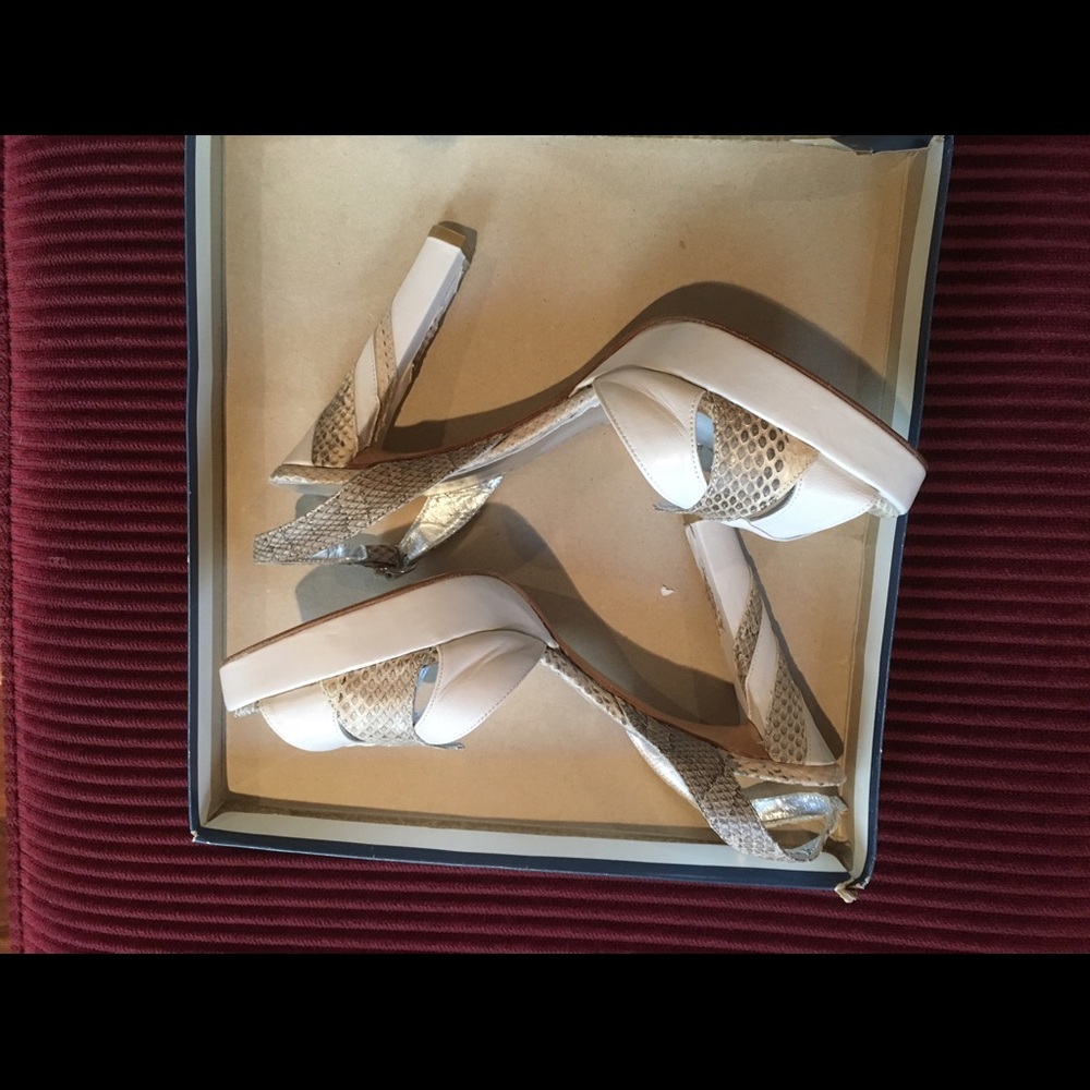 SALE! STUNNING Platform Heels made in Spain,  8.5