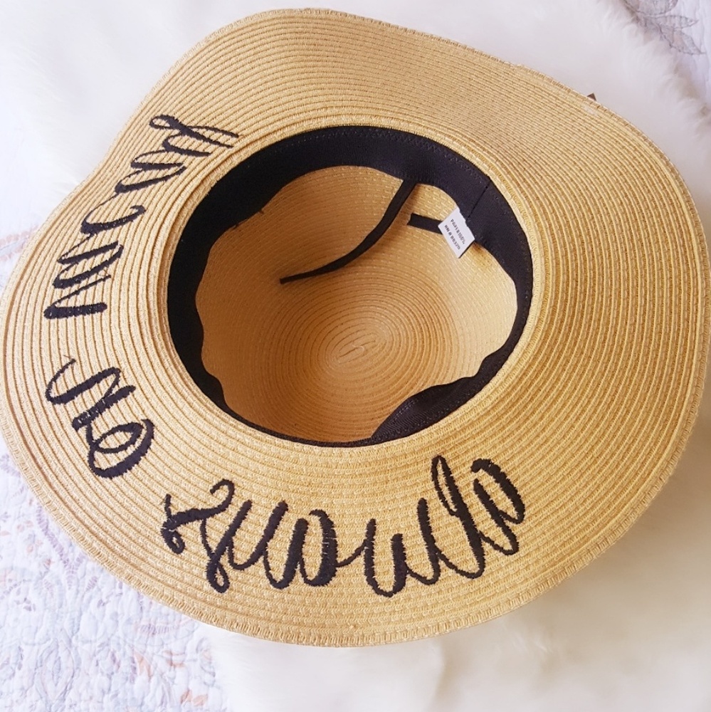 🎉HP🎉 Always on Vacay Hat - Picture 4 of 7