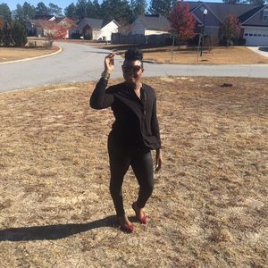 Meet your Posher, Quillie