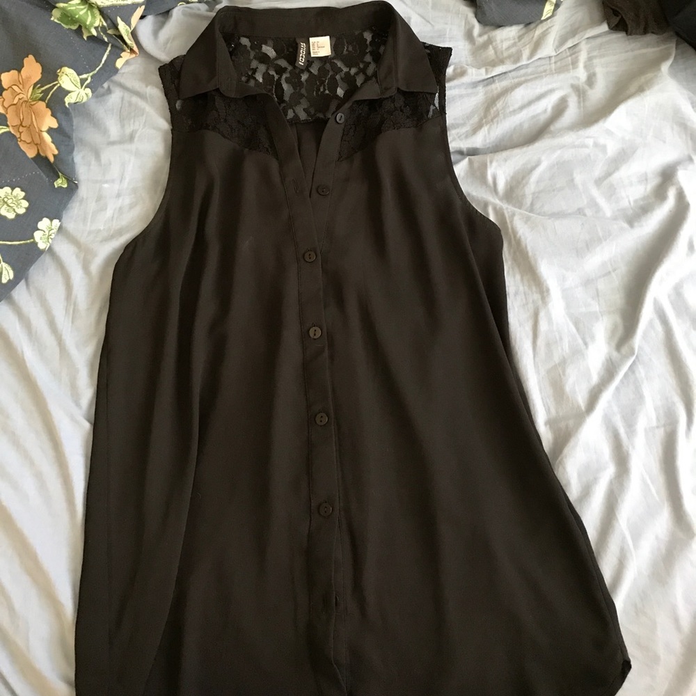 lacey button up tank!