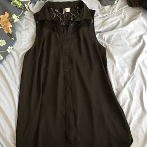 lacey button up tank!