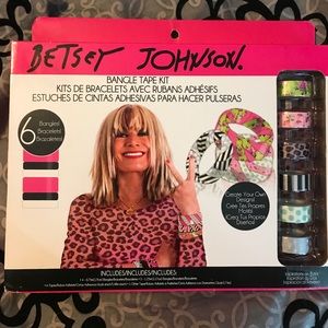 Betsey Johnson Create-Your-Own Bracelet Kit