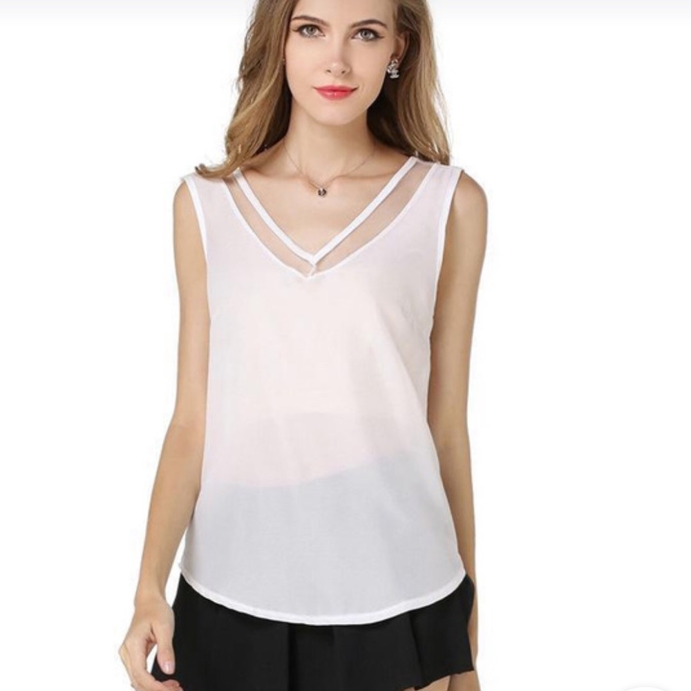 White chiffon top size xl
