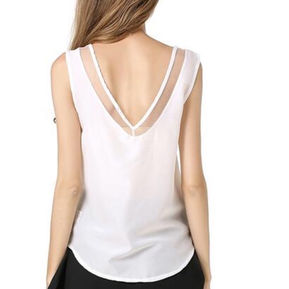 White chiffon top size xl - Picture 2 of 2