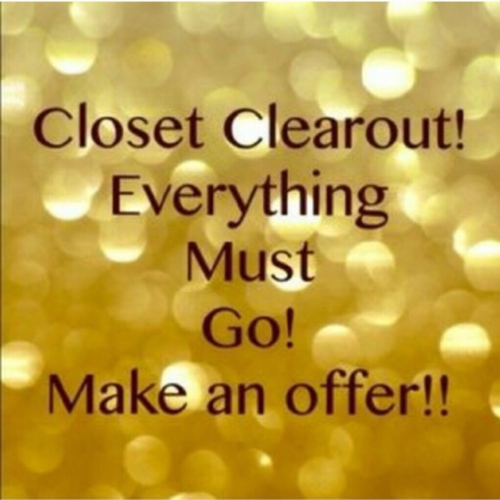 CLOSET CLEAROUT✨✨