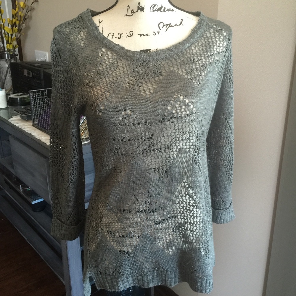 Pink Rose Crew Neck Knit Sweater (Hi-Lo)