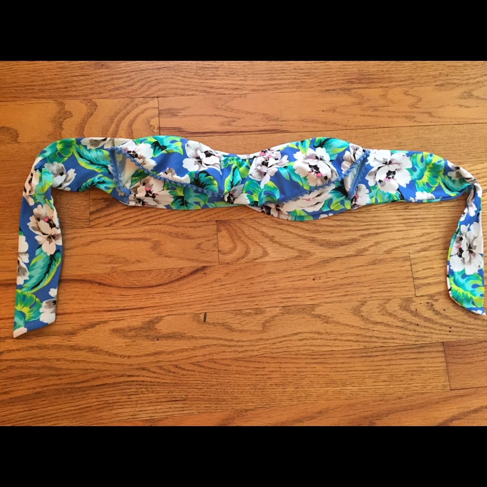 Bathing Suit Top-