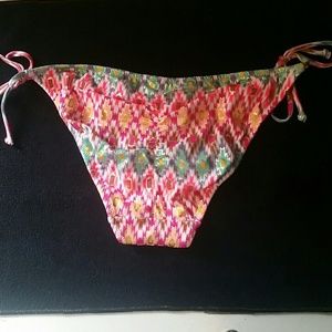 Victoria's Secret ruched back swim bottom M