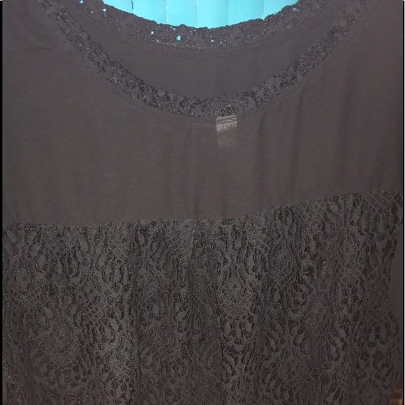 Lane Bryant black top with lace. - Picture 4 of 5
